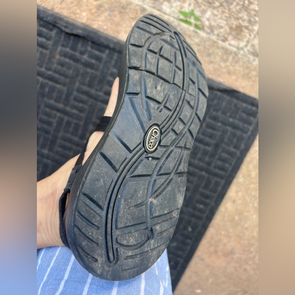 Chacos Black size 9 - Picture 13 of 13